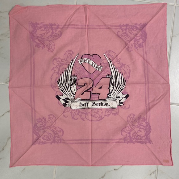 Jeff Gordon pink bandana - Picture 1 of 2